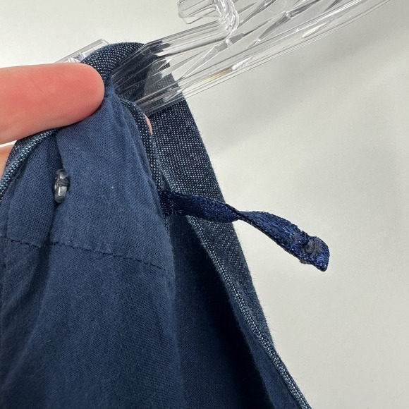 Vineyard Vines Blue Chambray Cotton V-Neck Sleeveless Fit & Flare Dress Size 4 - Picture 4 of 15